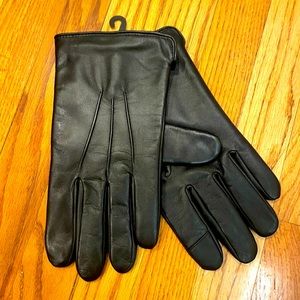 Medium black leather touch screen gloves